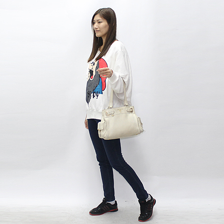 Prada(�����) ���̺��� ���� ���� �� ���� ����ΰ� ����� [��������] �̹���7 - ���̺��� �߰���ǰ