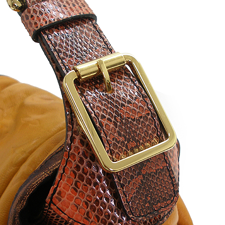 Louis Vuitton(���̺���) M97000 ���׷� ������ Į���ϸ� ����� �̹���4 - ���̺��� �߰���ǰ