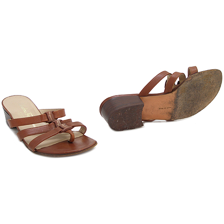 Ferragamo(��󰡸�) �ٶ� ��� ������ ���� �̹���2 - ���̺��� �߰���ǰ