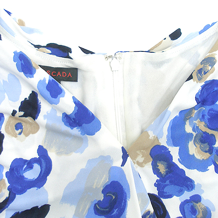 Escada(�������) ���ǽ� �̹���2 - ���̺��� �߰���ǰ