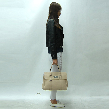 MULBERRY(�ֹ���) HH8451 874 ���Ұ��� ���̽����� M������ ��Ʈ�� [�б�������] �̹���7 - ���̺��� �߰���ǰ