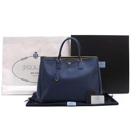 Prada(�����) BN1802 SAFFIANO LUX ���ǾƳ� ��Ʈ�� �̹���2 - ���̺��� �߰���ǰ