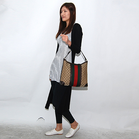 Gucci(����) 257084 GG�ΰ� �𰡵� ��ũ����� ȥ�� �Ｑ��Ƽġ ����� [��������] �̹���7 - ���̺��� �߰���ǰ