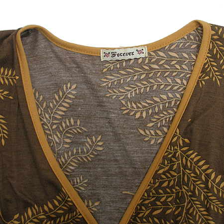 FOEVER21(������21) Ƽ[��õ��] �̹���3 - ���̺��� �߰���ǰ