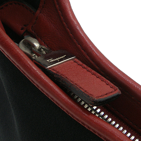 Ferragamo(��󰡸�) 21 0734 ���� �ΰ� ��� ���� ��Ƽġ ��� �к긯 ����� �̹���4 - ���̺��� �߰���ǰ