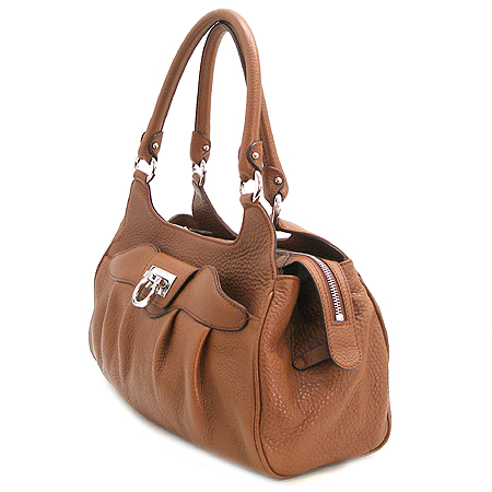 Ferragamo(��󰡸�) 21 A069 ���� ���� ���� ��ġ�� ����� �̹���3 - ���̺��� �߰���ǰ