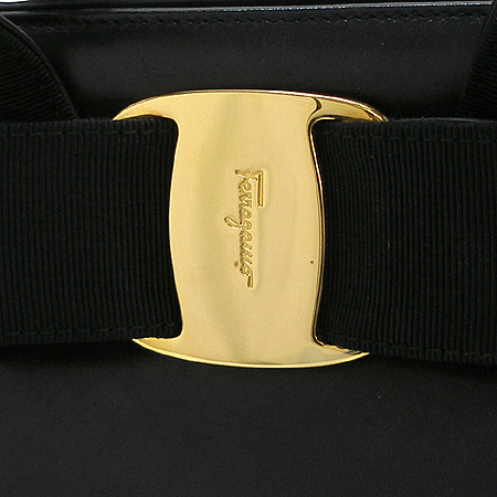 Ferragamo(��󰡸�) 21 4178 ���� �ٶ� ��� ��Ʈ�� �̹���4 - ���̺��� �߰���ǰ