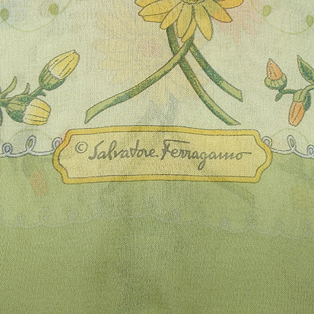 Ferragamo(��󰡸�) 100% ��ũ ��ī�� �̹���3 - ���̺��� �߰���ǰ