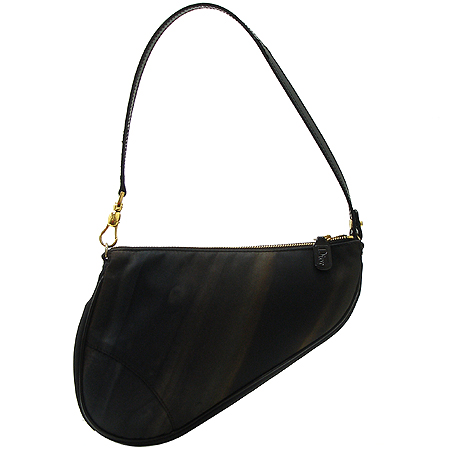 ���  �����