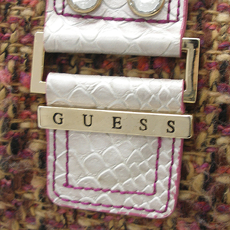 Guess(�Խ�) �����̵� ť�� �ǹ� ��Ʈ�� �̹���3 - ���̺��� �߰���ǰ