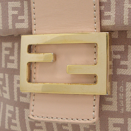 Fendi(���) 8BT075 FF �ΰ� ��ī �ڰ��� ũ�ν��� �̹���4 - ���̺��� �߰���ǰ