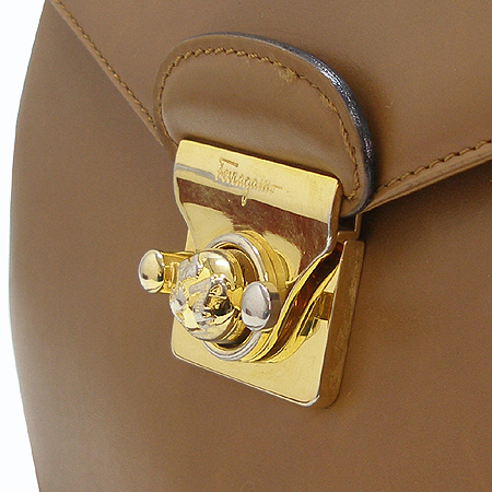 Ferragamo(��󰡸�) 21 1668 ���� �ΰ� ��� ���� ��Ʈ�� + ��� ��Ʈ�� �̹���4 - ���̺��� �߰���ǰ
