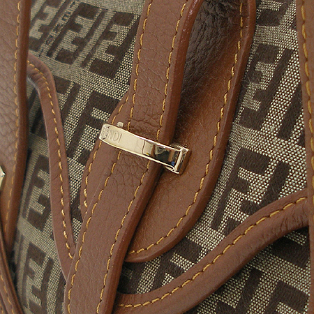 Fendi(���) 8BN147 FF �ΰ� �ڰ��� ���� Ʈ���� ��Ʈ�� �̹���3 - ���̺��� �߰���ǰ
