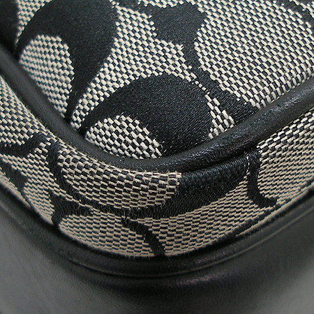 Coach(��ġ) 4270 �ñ׳��� ũ�ν��� �̹���4 - ���̺��� �߰���ǰ