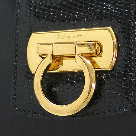 Ferragamo(��󰡸�) 21 1599 ���� ��ġ�� ��Ŭ ��� ���� ü�� ũ�ν��� �̹���3 - ���̺��� �߰���ǰ