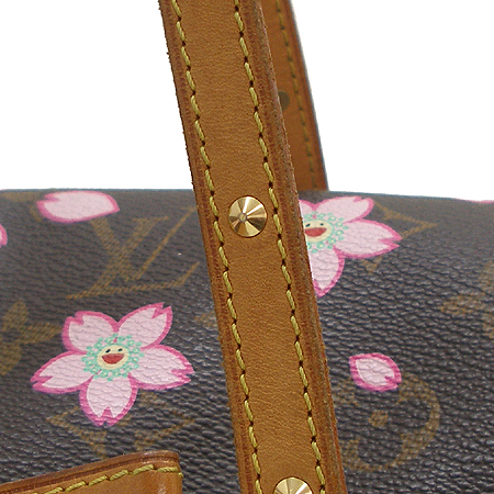 Louis Vuitton(���̺���) M92009 ���׷� ü������ ���߿� ��Ʈ�� �̹���4 - ���̺��� �߰���ǰ