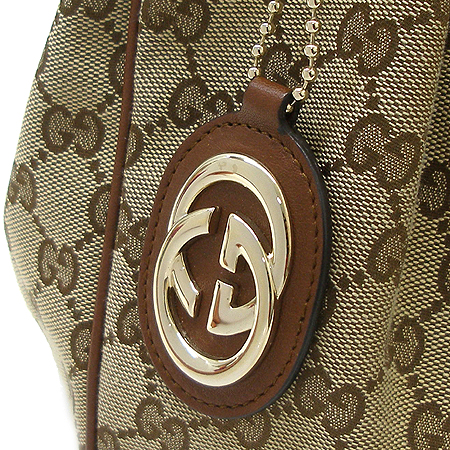 Gucci(����) 211944 GG�ΰ� �𰡵� ī�ᷡ�� Ʈ���� ��Ű ��Ʈ�� [��������] �̹���4 - ���̺��� �߰���ǰ