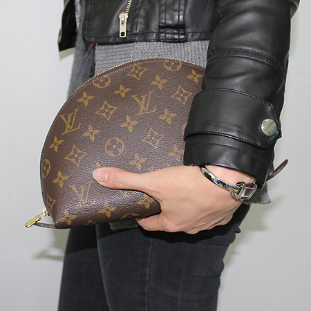 Louis Vuitton(���̺���) M47353 ���׷� ĵ���� �ڽ���ƽ GM �Ŀ�ġ �̹���6 - ���̺��� �߰���ǰ