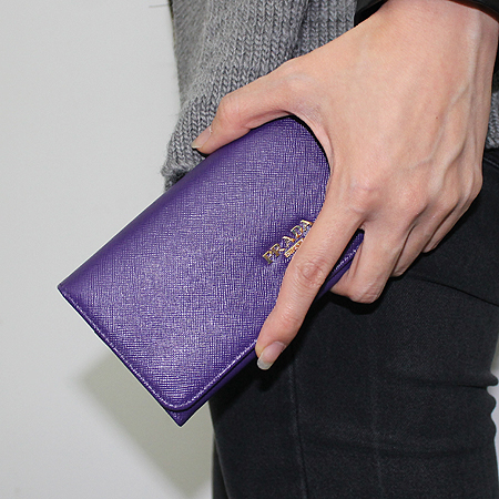 Prada(�����) 1M1132 ���� �ΰ� ���ǾƳ� ������ �̹���6 - ���̺��� �߰���ǰ