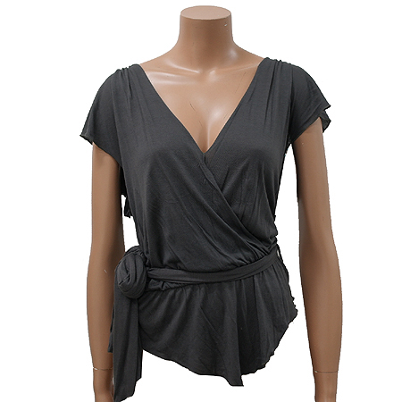 ���ο�  ����