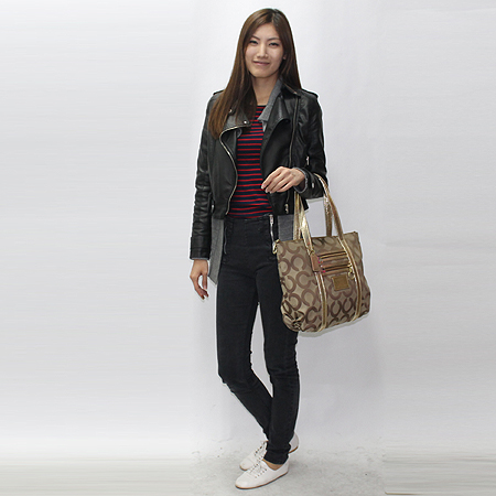 Coach(��ġ) 13826 �ɾ�Ʈ �ڰ��� ���� �۷� ����� �̹���6 - ���̺��� �߰���ǰ