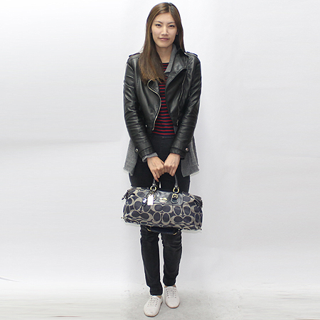 Coach(��ġ) 12949 ���� �ΰ� ��� �ñ׳�ó �ڰ��� 2WAY �� �̹���6 - ���̺��� �߰���ǰ