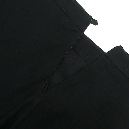 Emporio Armani(���������Ƹ�����) ��ũȥ�� ��ĿƮ �̹���3 - ���̺��� �߰���ǰ
