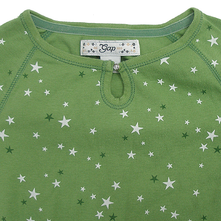 GAP(��) �Ƶ��� Ƽ �̹���2 - ���̺��� �߰���ǰ