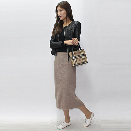 Burberry(������) ��� üũ ��Ʈ�� �̹���7 - ���̺��� �߰���ǰ