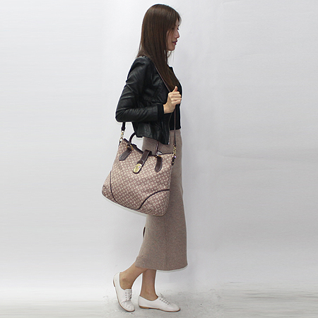 Louis Vuitton(���̺���) M56698 ���׷��̵� ������ ��Ʈ�� ����� �̹���7 - ���̺��� �߰���ǰ