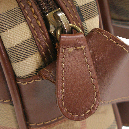 Burberry(������) Ŭ���� üũ ũ�ν��� �̹���4 - ���̺��� �߰���ǰ