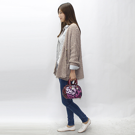 Dior(ũ����î���) ���� �ΰ� ť�� ��� ���̼� �к긯 ��Ʈ�� �̹���7 - ���̺��� �߰���ǰ