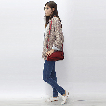 Dior(ũ����î���) ���� �к긯 ������ ��� �޽��� ũ�ν��� �̹���7 - ���̺��� �߰���ǰ