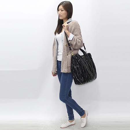 MiuMiu(�̿�̿�) RN0649 MATELASSE(���׶��) ���̴�Ʈ ��Ʈ�� + ��� ��Ʈ�� [��������] �̹���7 - ���̺��� �߰���ǰ