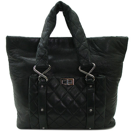 Chanel()  Ƽ  