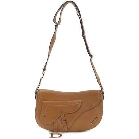 ���  �����