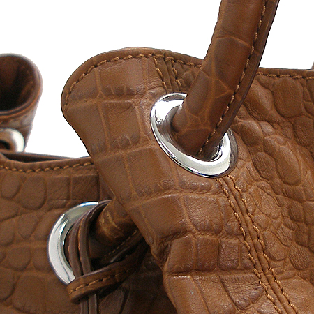 MICHAELKORS(����Ŭ�ھ) ũ��Ŀ���� ���� ���ָӴ� ����� �̹���4 - ���̺��� �߰���ǰ