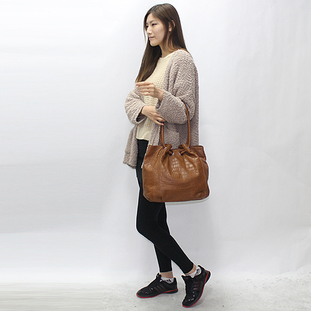 MICHAELKORS(����Ŭ�ھ) ũ��Ŀ���� ���� ���ָӴ� ����� �̹���7 - ���̺��� �߰���ǰ
