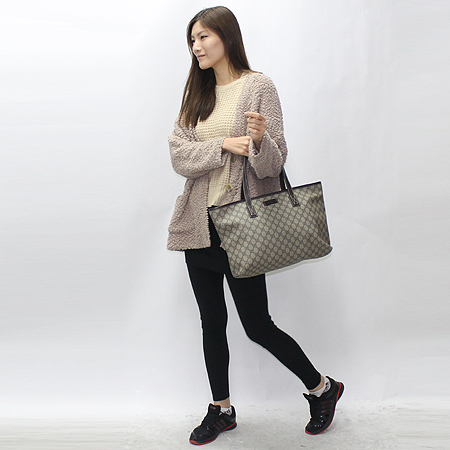 Gucci(����) 211137 GG�ΰ� PVC ���� ����� [�б�����������2ȣ��] �̹���7 - ���̺��� �߰���ǰ