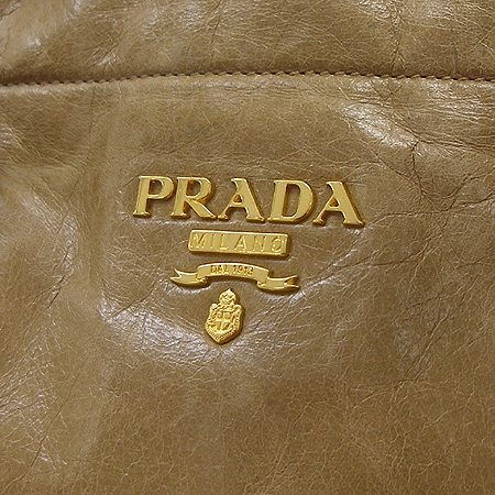 Prada(�����) BN1874 ���� �ΰ� ��� ������ ���� ��Ʈ�� + ��� ��Ʈ�� [�б�������] �̹���4 - ���̺��� �߰���ǰ