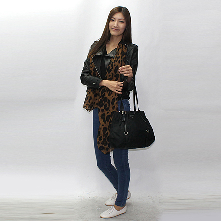 Prada(�����) �ﰢ �ΰ� ���� �к긯 ���� ȥ�� ����� �̹���6 - ���̺��� �߰���ǰ
