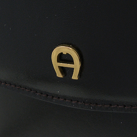 Aigner(���̱׳�) ���� �ΰ� ũ�ν��� �̹���3 - ���̺��� �߰���ǰ