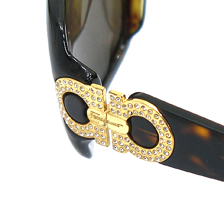 Ferragamo(��󰡸�) ���� ���� ��ġ�� �ΰ� ť�� ��� �����ĵ� ���۶� �̹���5 - ���̺��� �߰���ǰ