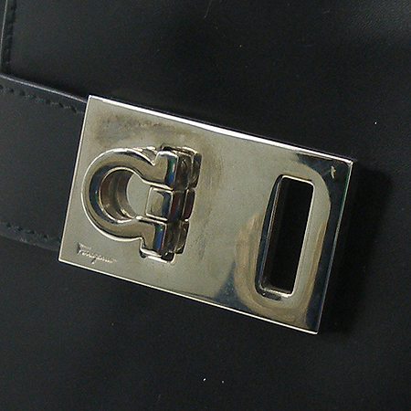 Ferragamo(��󰡸�) AB-21 0169 ���� ���� ���� ��ġ�� ��� ȣ�� ����� �̹���3 - ���̺��� �߰���ǰ