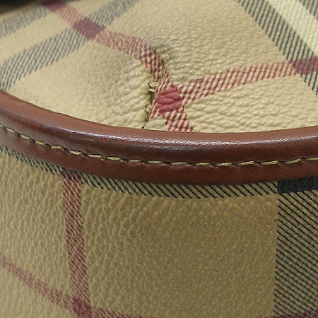 Burberry(������) Ŭ���� üũ ũ�ν��� �̹���5 - ���̺��� �߰���ǰ