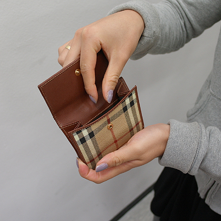 Burberry(������) Ŭ���� üũ ������ �̹���7 - ���̺��� �߰���ǰ