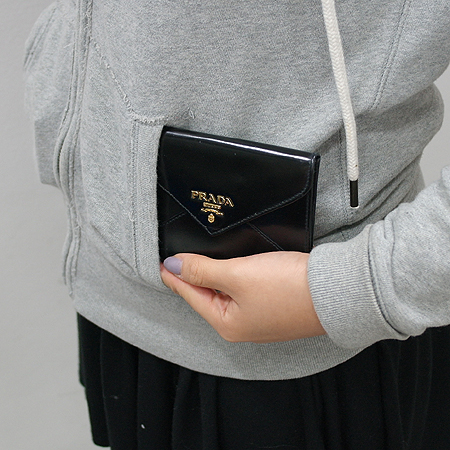 Prada(�����) 1M0523 ���� �ΰ� ��� ������ �̹���6 - ���̺��� �߰���ǰ
