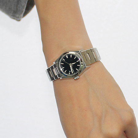 Gucci(����) YA115502 PANTHEON(���׿�) ��ƿ ������ �ð� [��������] �̹���6 - ���̺��� �߰���ǰ