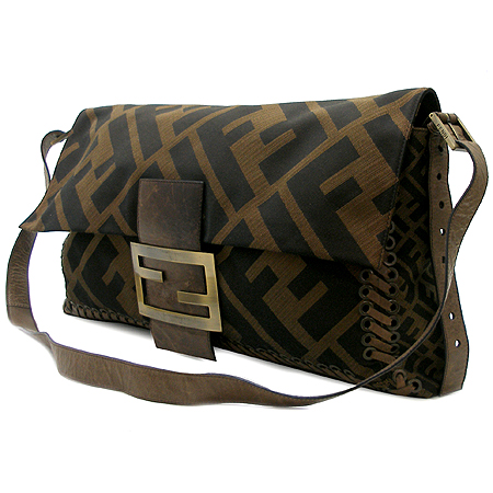 Fendi(���) 8BT138 FF ��ī ��ΰ� �ƽ� ������ �к긯 ��� �� ũ�ν��� [�ϻ���] �̹���2 - ���̺��� �߰���ǰ