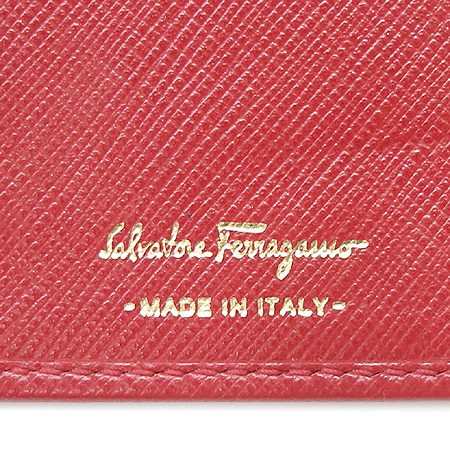 Ferragamo(��󰡸�) 22 B559 �ٶ� ��� ������ [��������] �̹���5 - ���̺��� �߰���ǰ